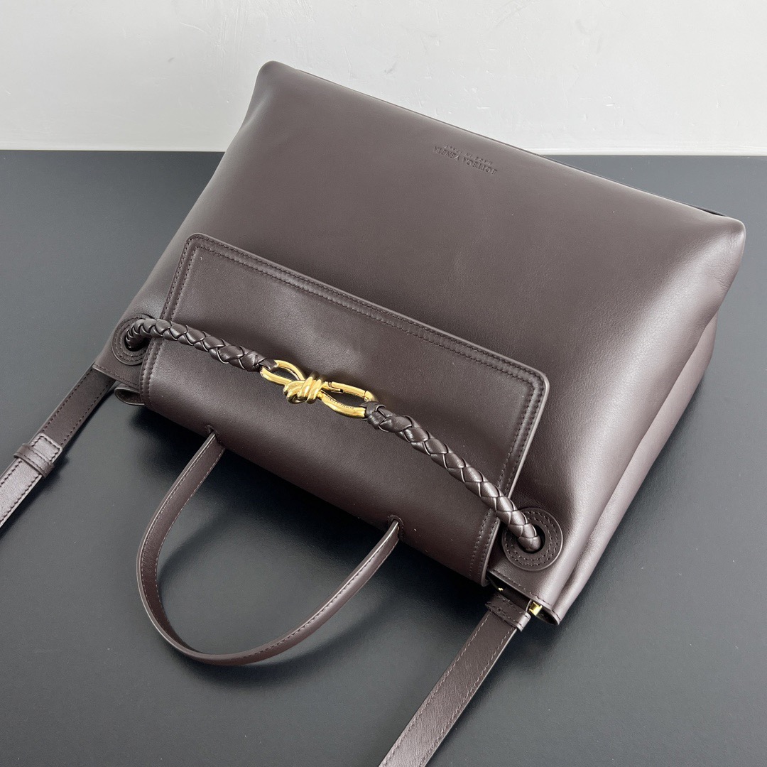 Bottega Veneta® Women