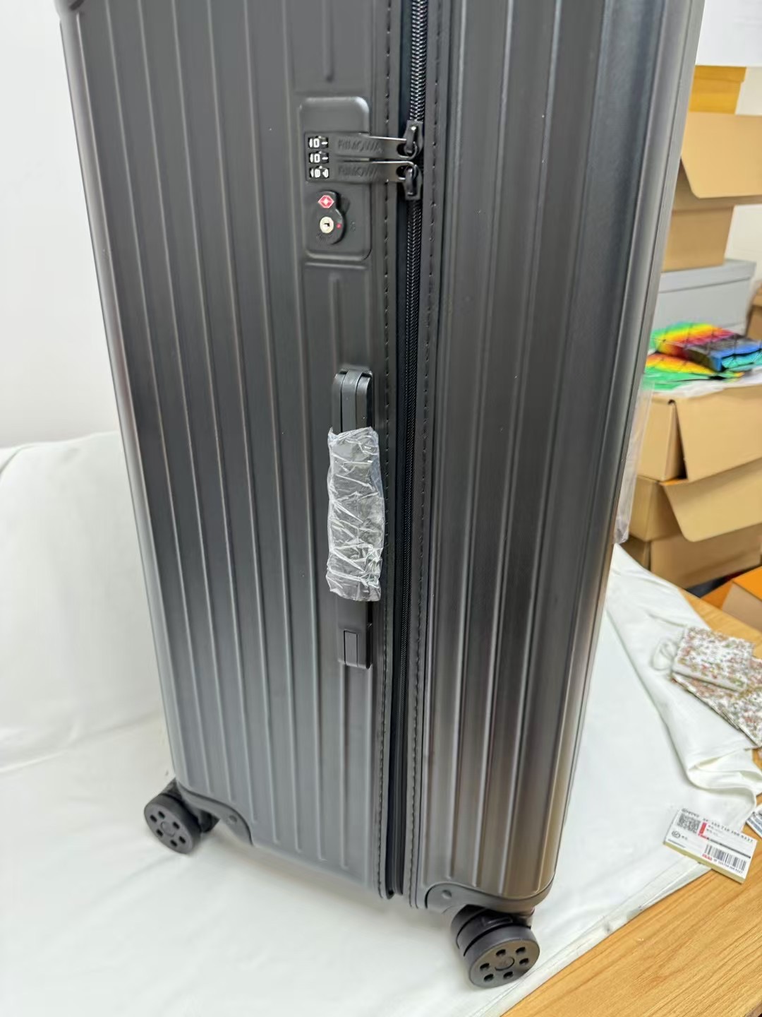 Rimowa Luggage-33Inch