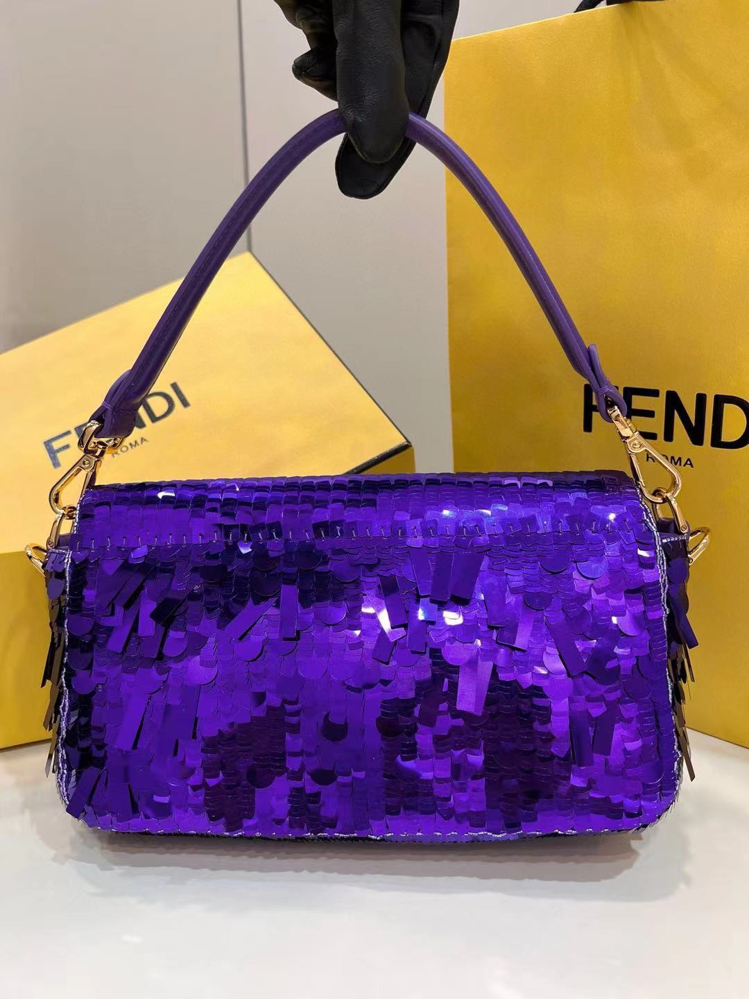FendI Baguette Bag-28x6x13.5CM