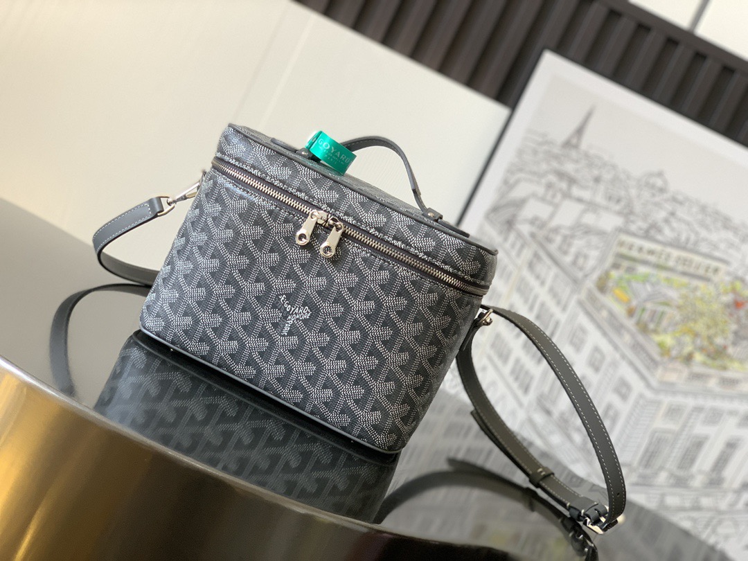 Goyard Goyardine Muse Vanity Case - Grey Cosmetic Bags-16*14*20CM