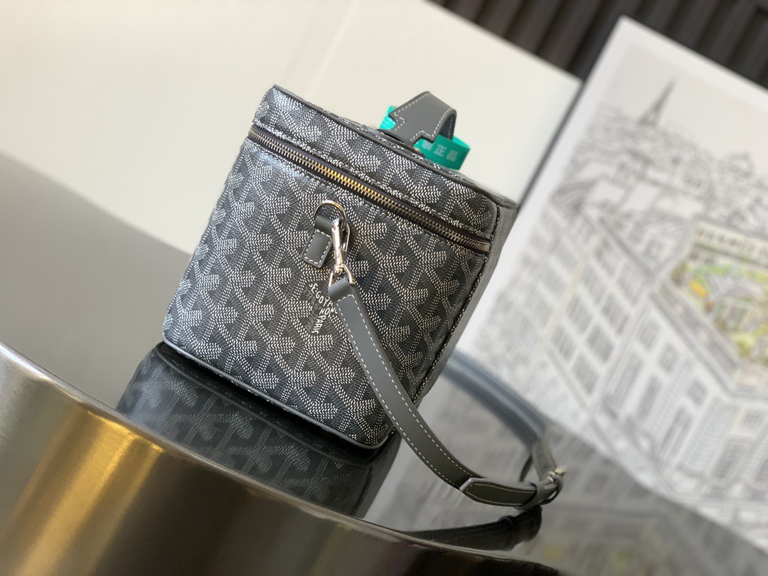 Goyard Goyardine Muse Vanity Case - Grey Cosmetic Bags-16*14*20CM