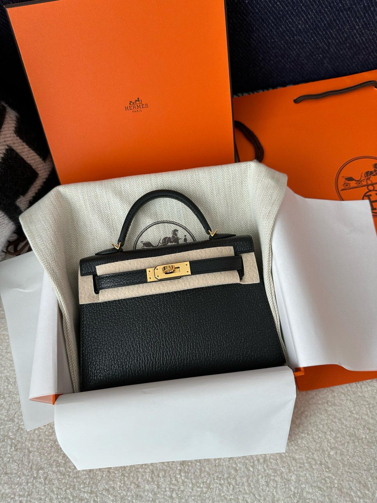 Hermès Mini Kelly Chèvre 19