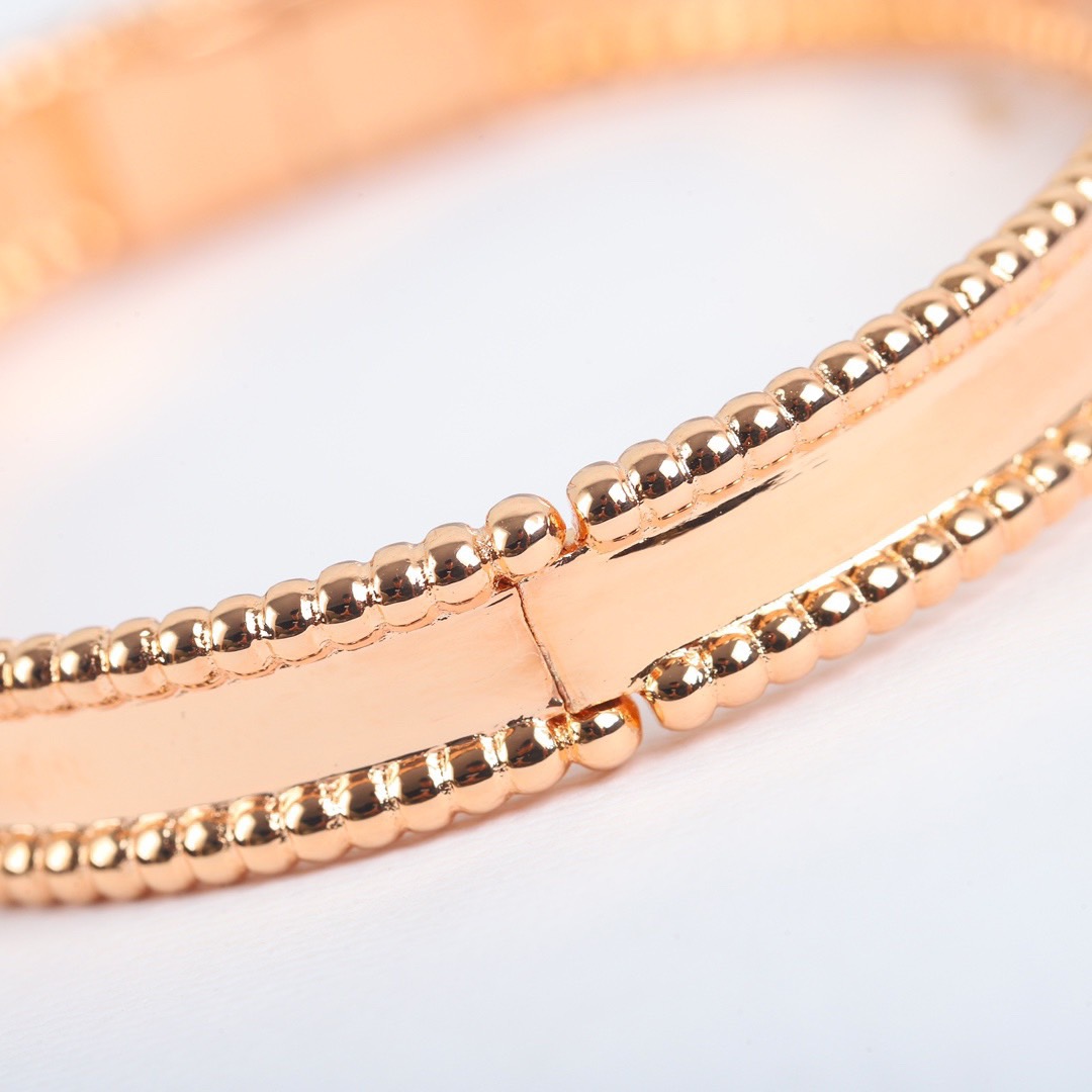 Van Cleef &Arpels Bracelet