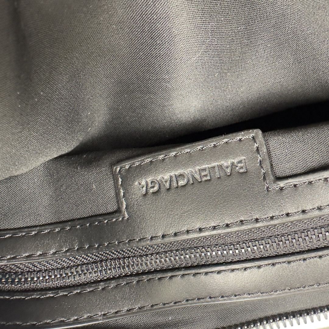 Balenciag Women