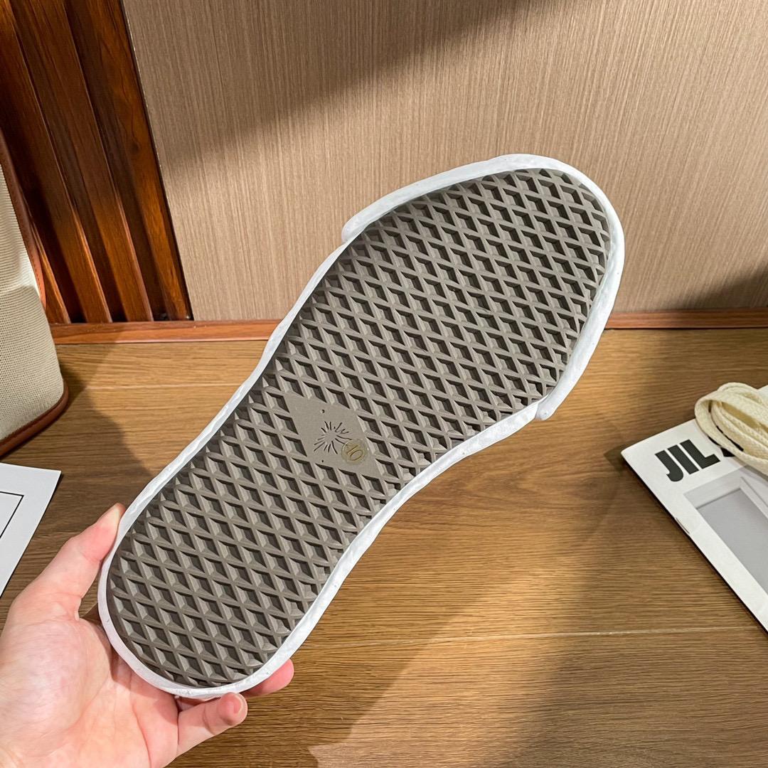 MAISON MIHARA YASUHIRO SNEAKER