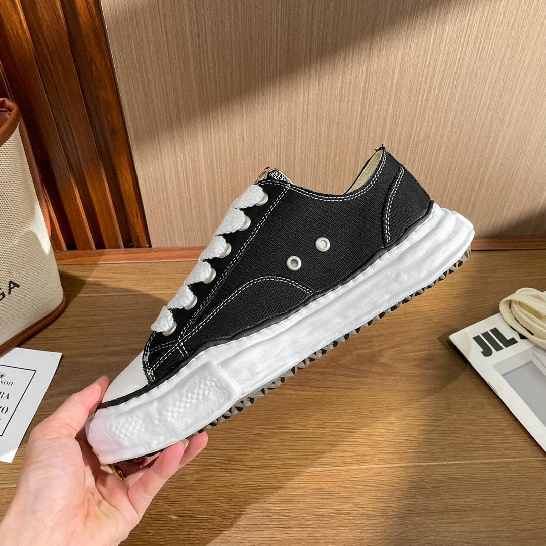 MAISON MIHARA YASUHIRO SNEAKER