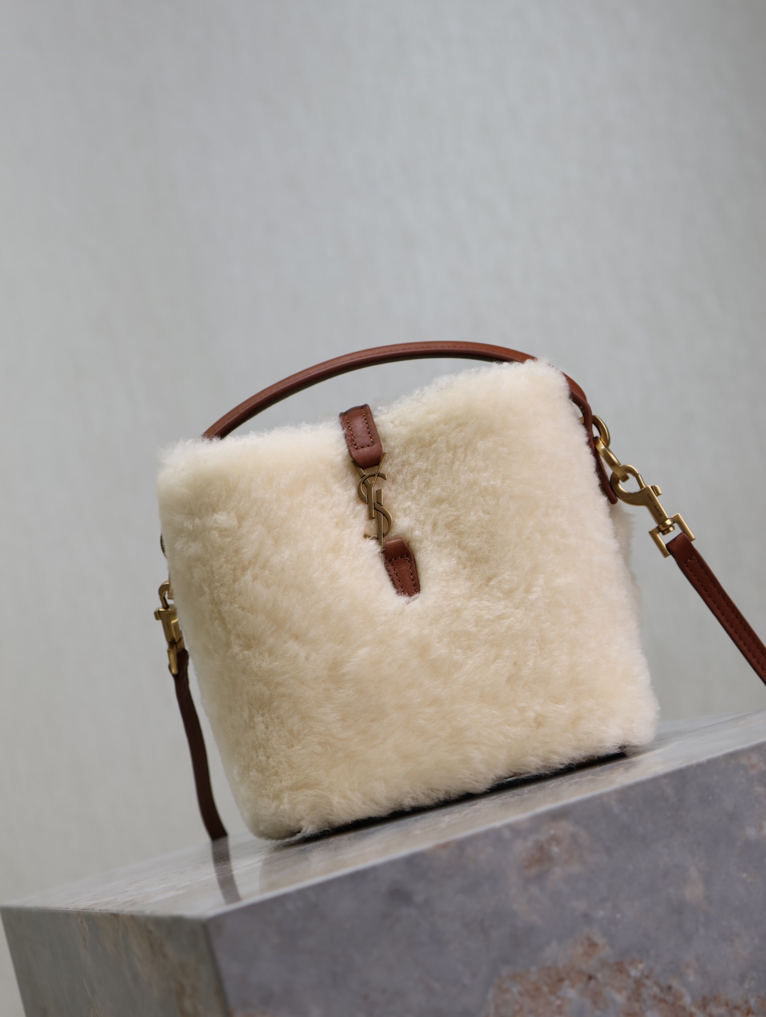 YSL LE37 Bucket-15×13×6CM