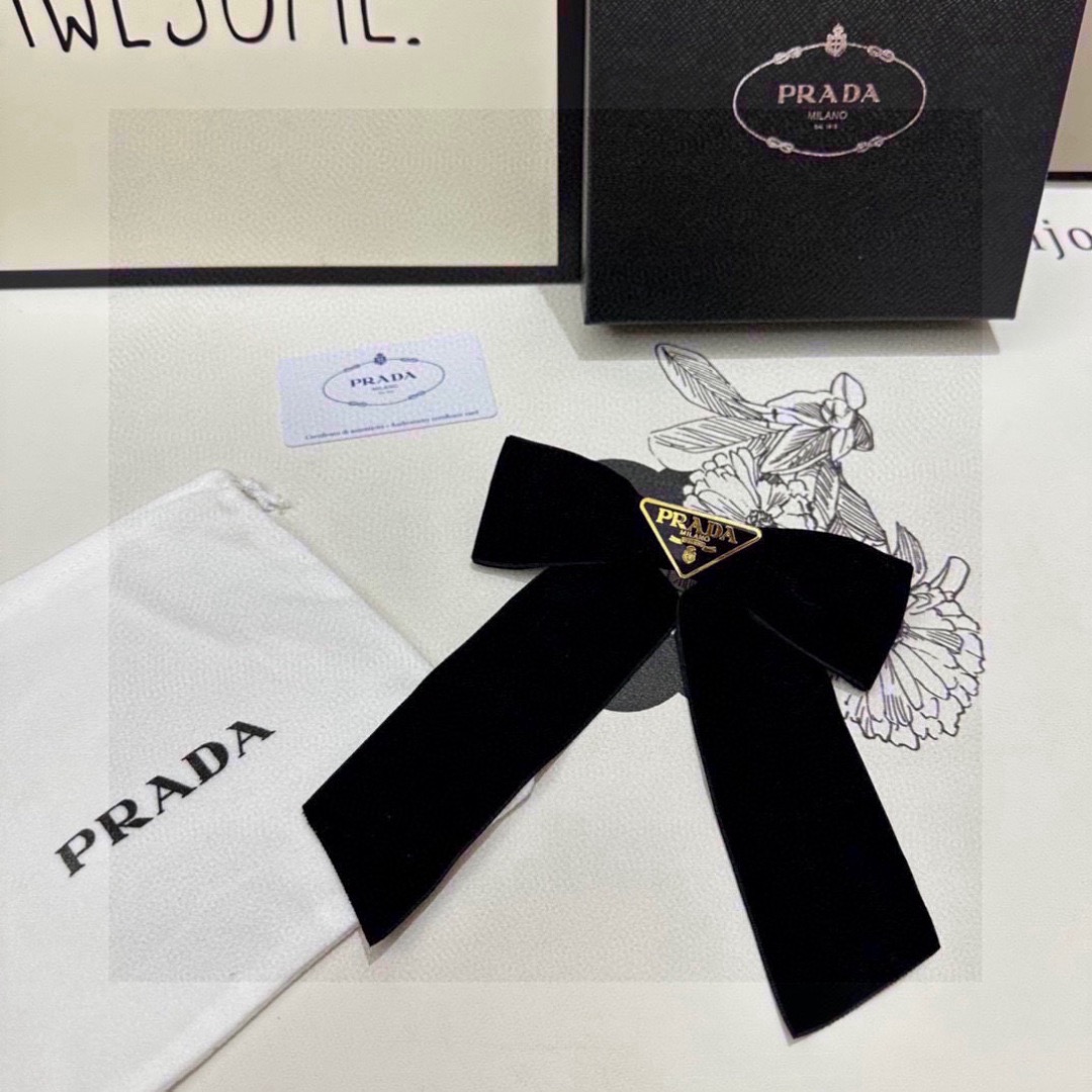Prada Triangle-Logo Bow Velvet Hair Clip | Black