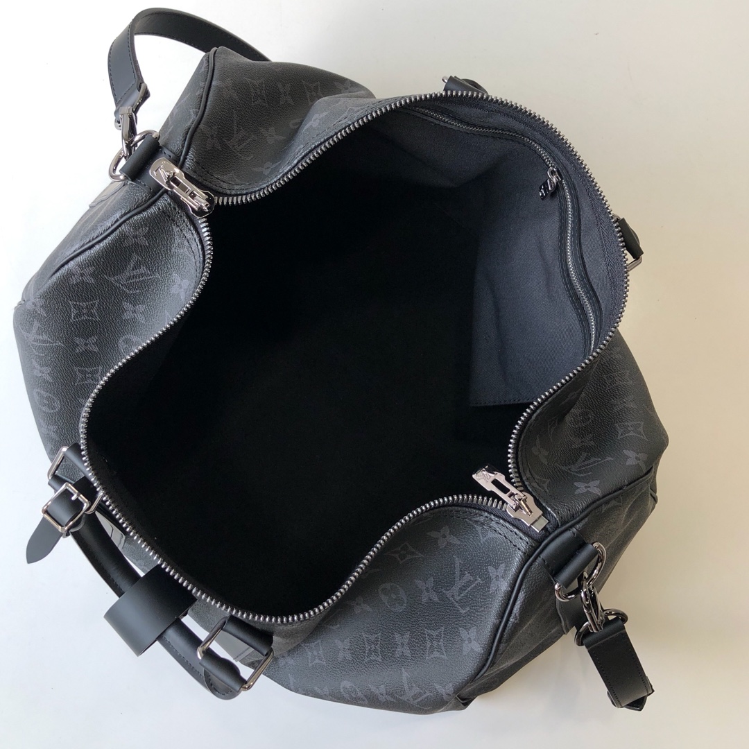 l0*is V*t0n keepall