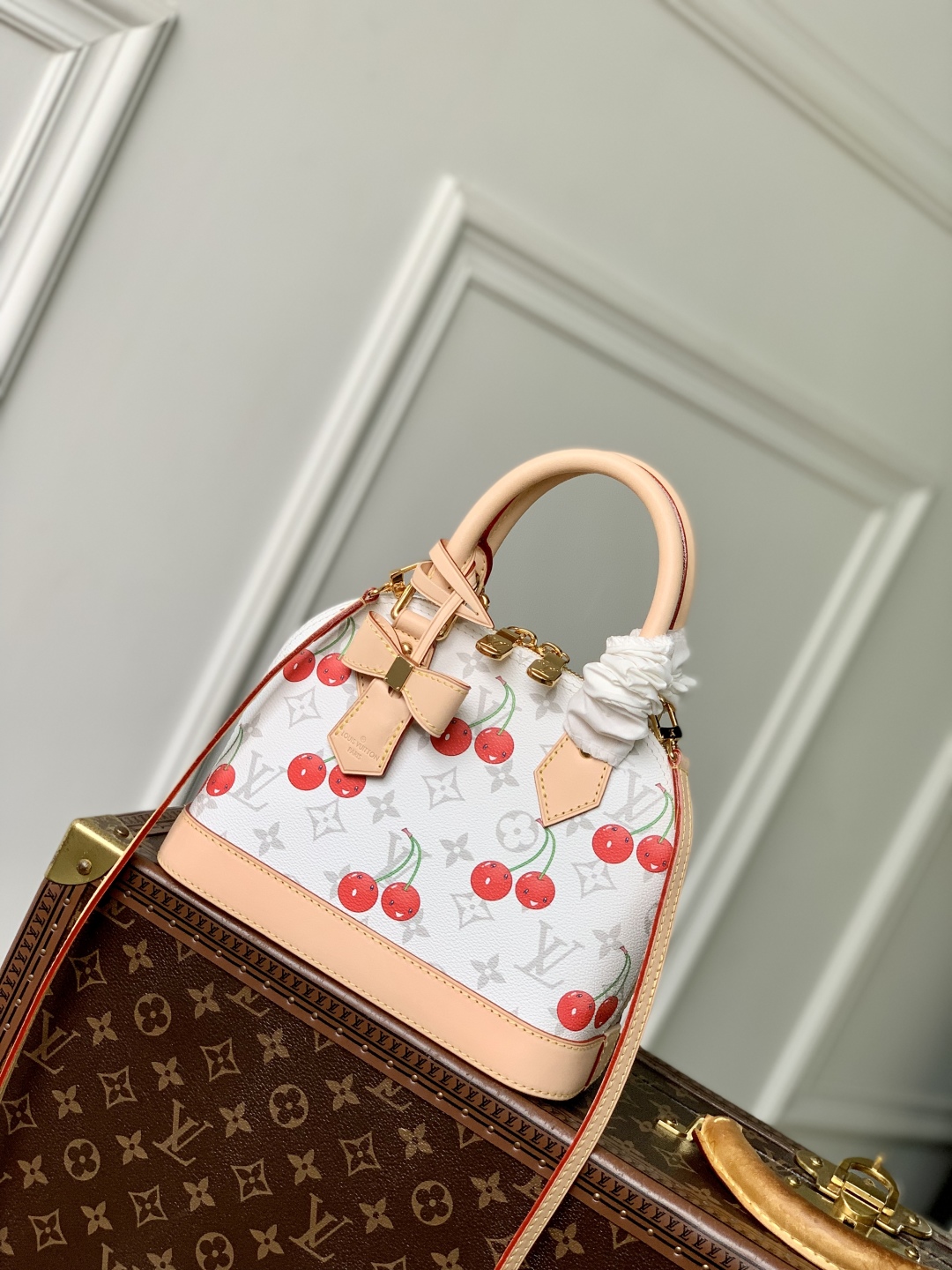 Louis Vuitton Alma BB M14234-23.5 x 17.5 x 11.5CM
