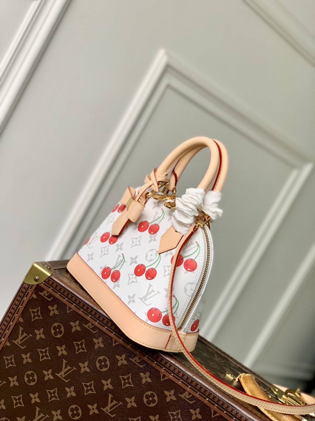 Louis Vuitton Alma BB M14234-23.5 x 17.5 x 11.5CM