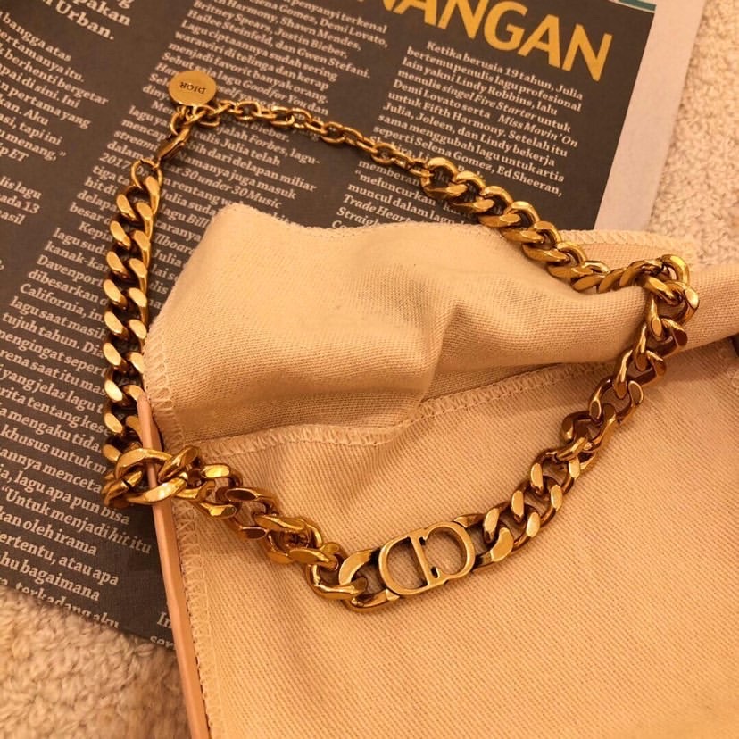 D*or necklace