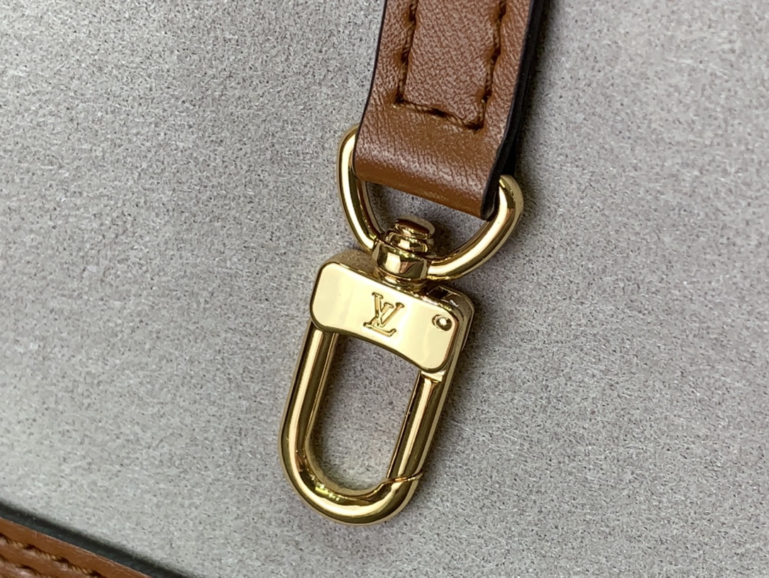 l0*is V*t0n neverfull m46102-32*29*17cm