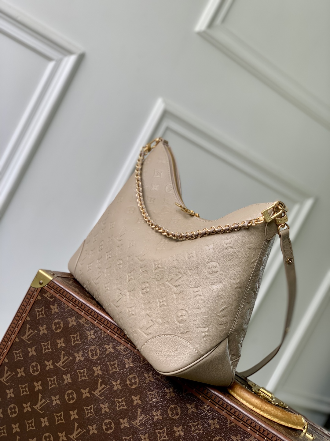 Louis Vuitton Boulogne GM Monogram Empreinte Leather -M13706-40 × 29 × 15CM