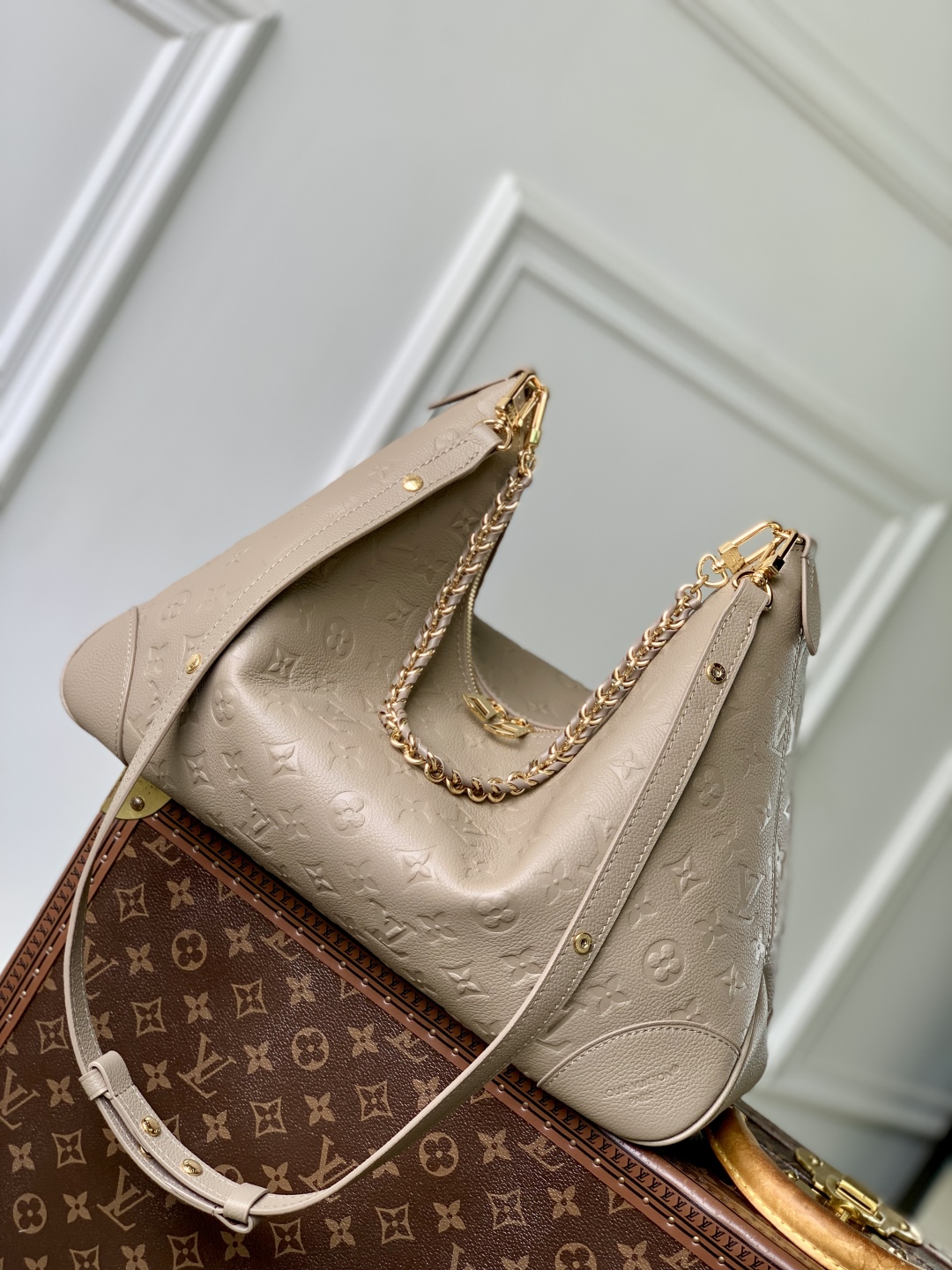 Louis Vuitton Boulogne GM Monogram Empreinte Leather -M13706-40 × 29 × 15CM