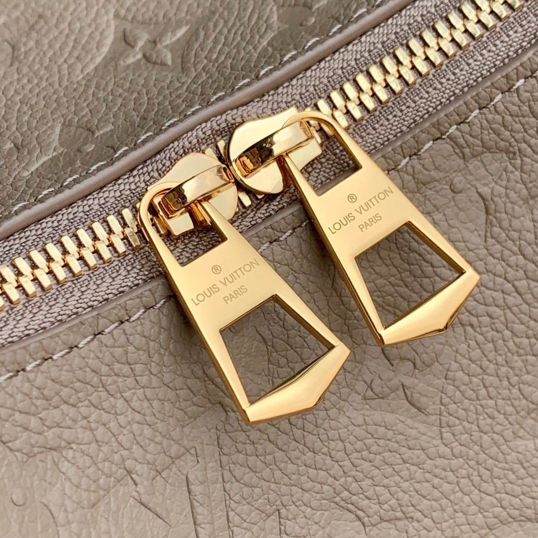 Louis Vuitton Boulogne GM Monogram Empreinte Leather -M13706-40 × 29 × 15CM