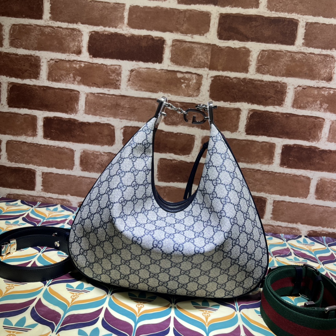 G*u*i attache large shoulder bag-35*32*6cm