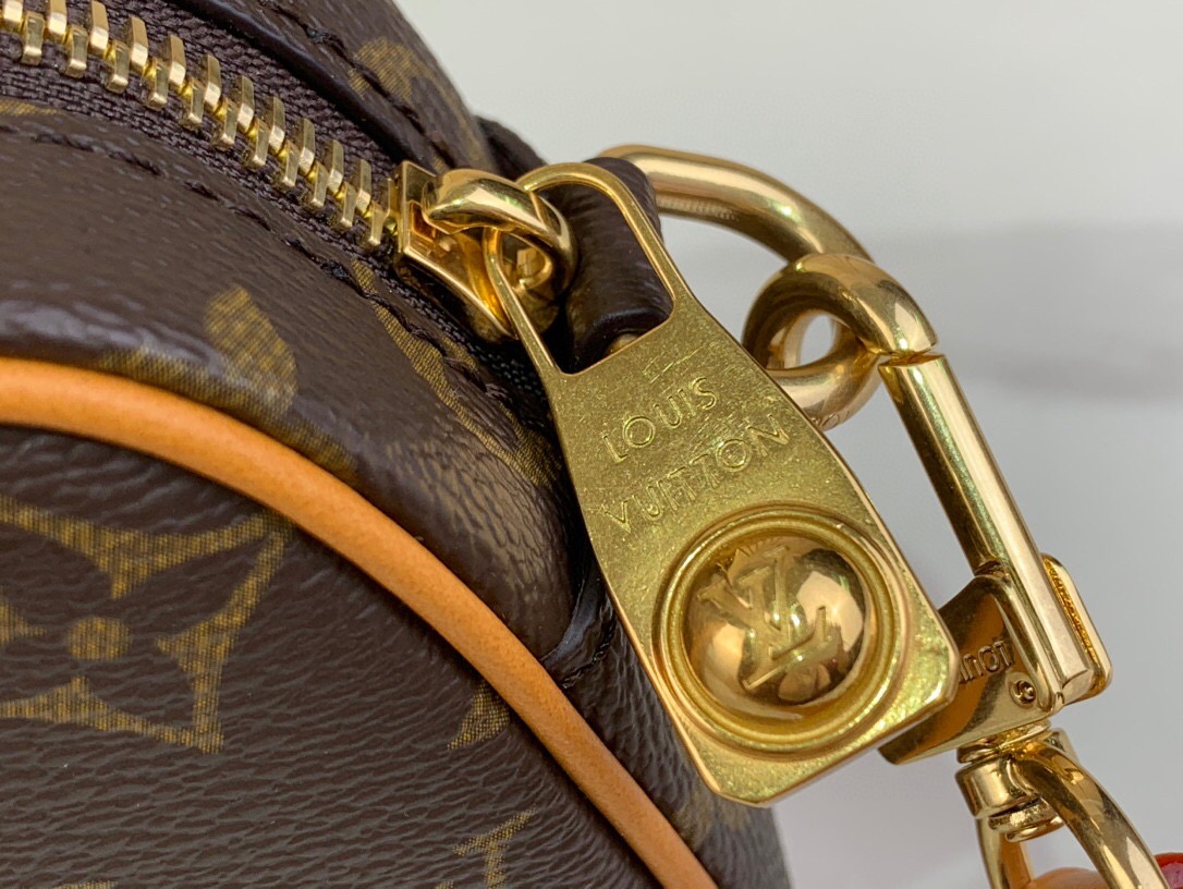Louis Vuitton M14058 Troco Mini Handbag-20*13*6.5CM
