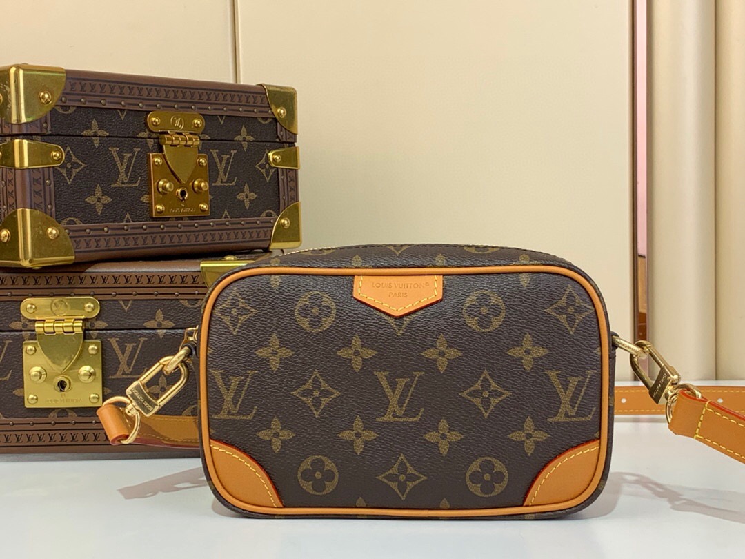 Louis Vuitton M14058 Troco Mini Handbag-20*13*6.5CM