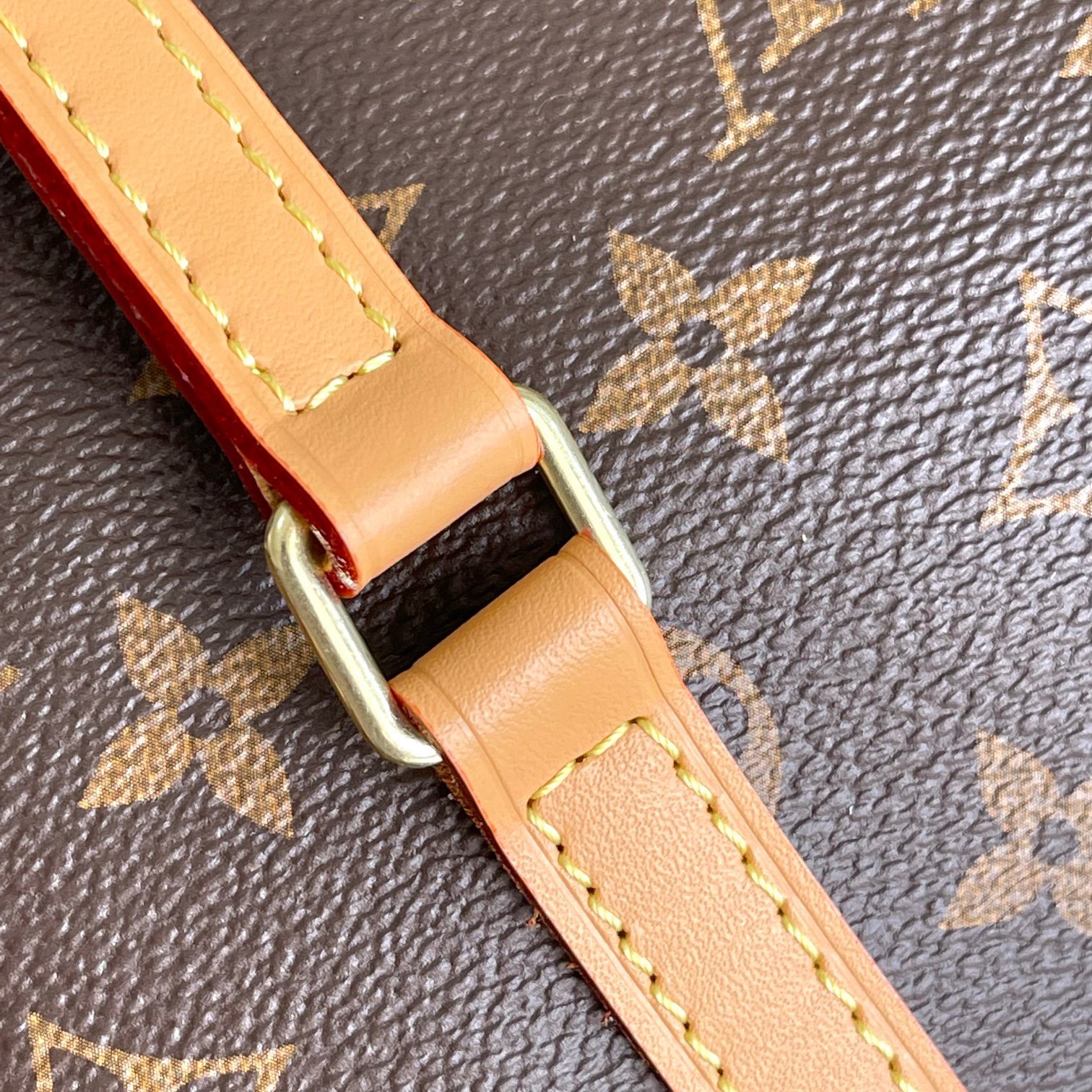 Louis Vuitton M51386 Papillon Handbag-30*15*15CM