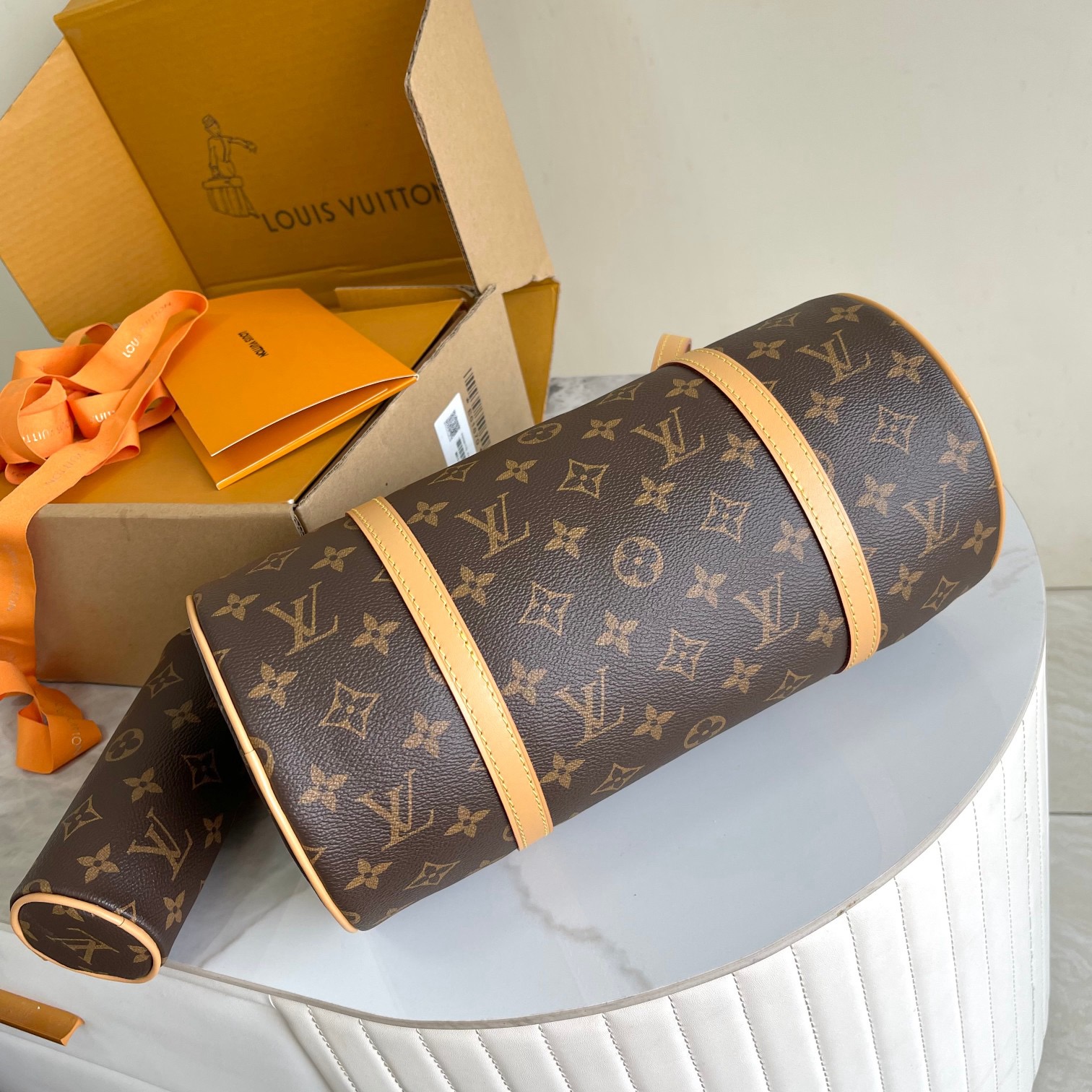 Louis Vuitton M51386 Papillon Handbag-30*15*15CM
