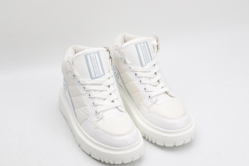 D*or high-top sneakers