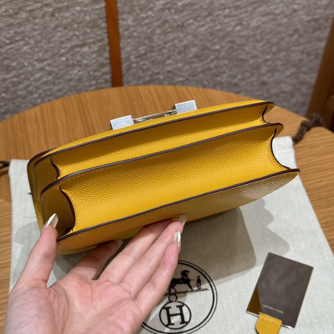 Hermes Constance-19CM