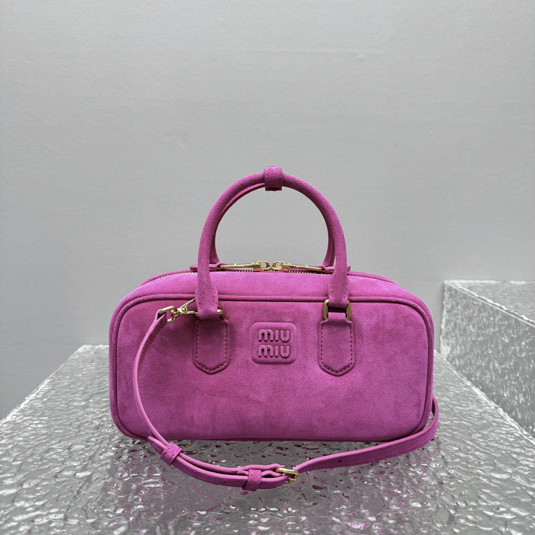 MiuMiu Top Handbags-27X12X9CM