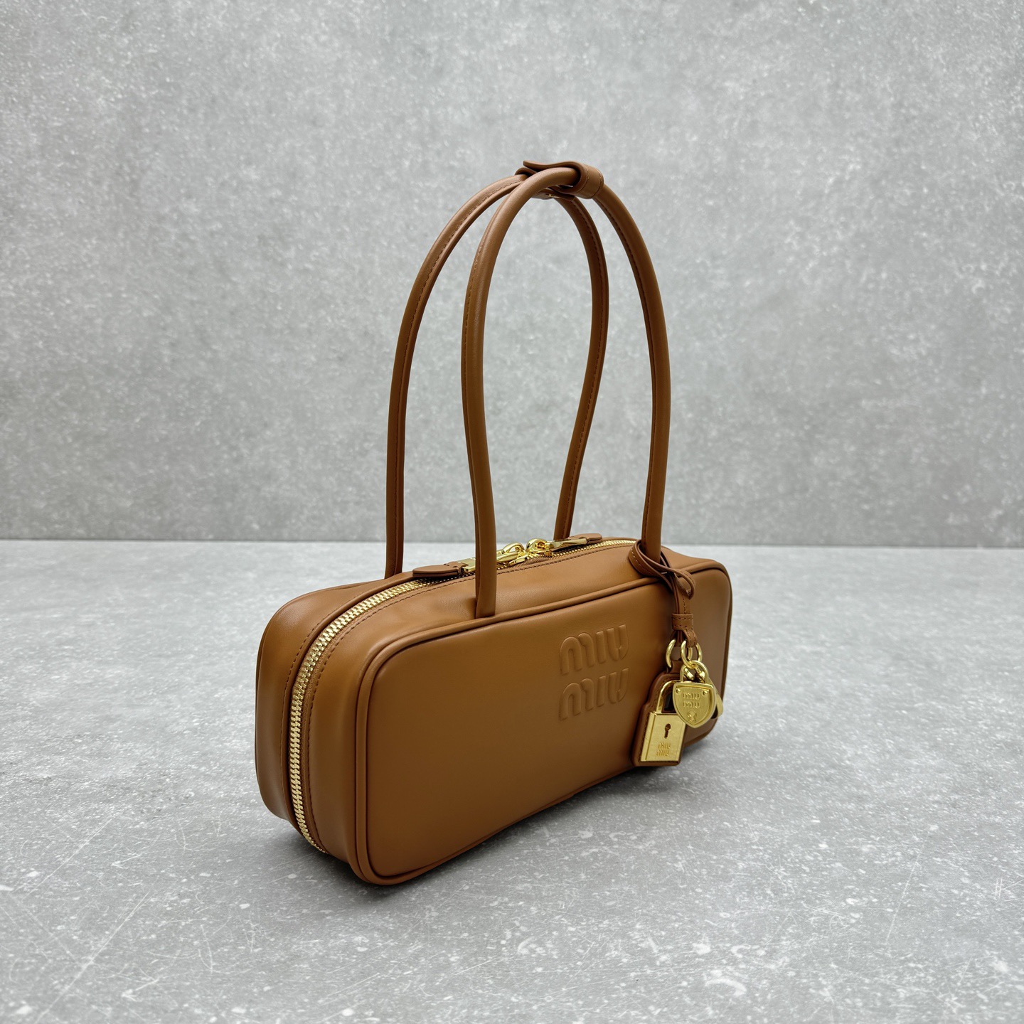 MiuMiu Top Handbags-28*11.5*8CM