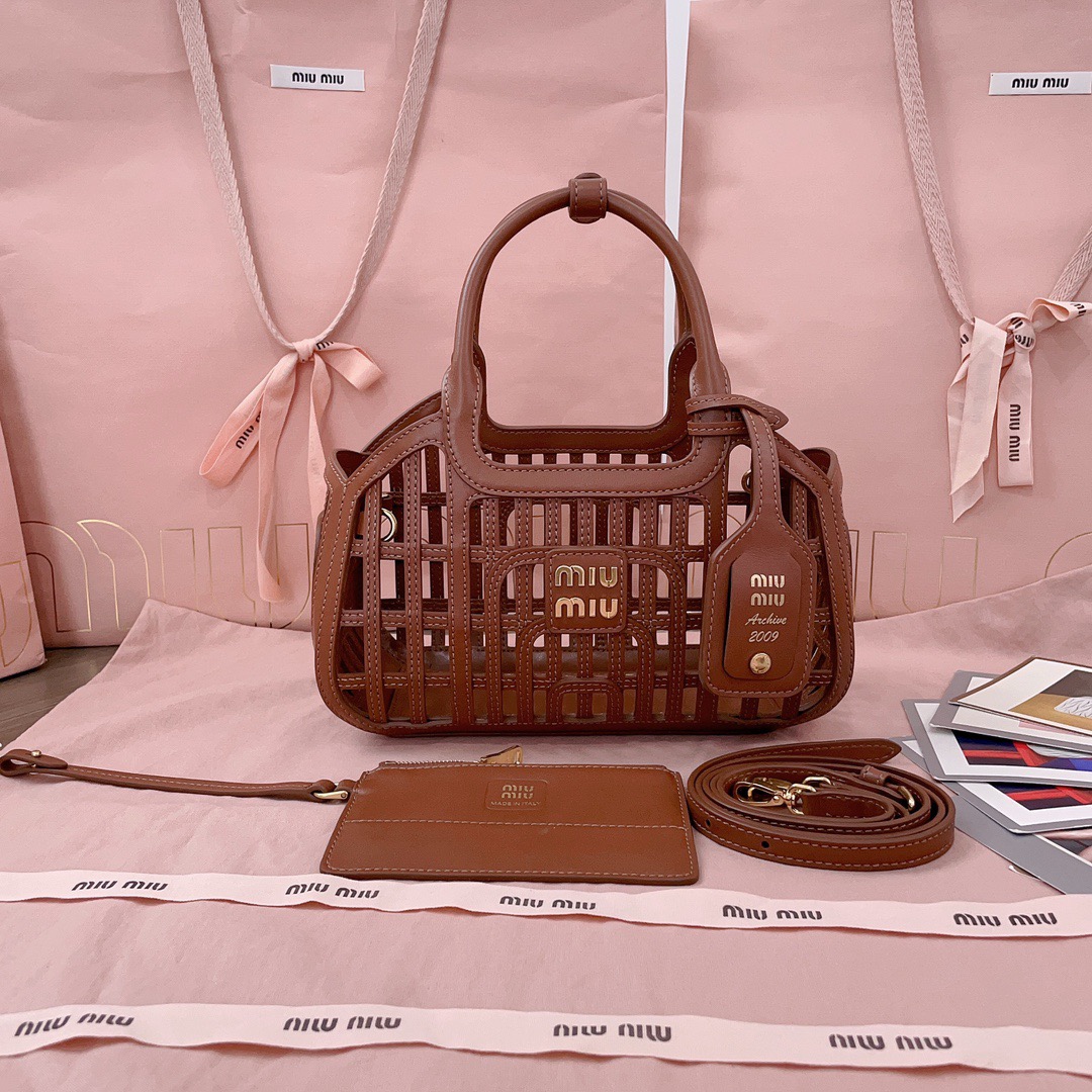 MiuMiu Leather Basket-24*12.5*9CM