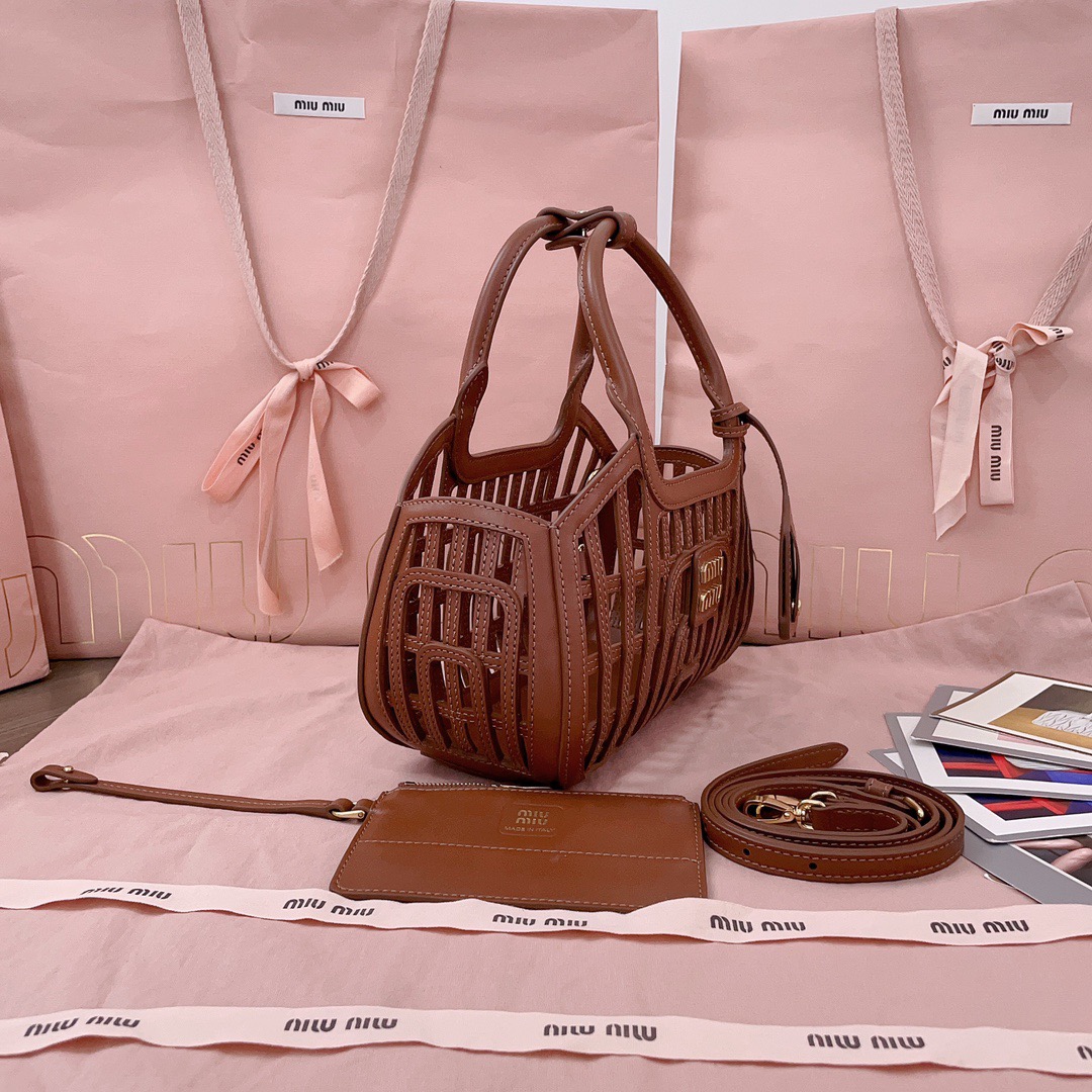 MiuMiu Leather Basket-24*12.5*9CM