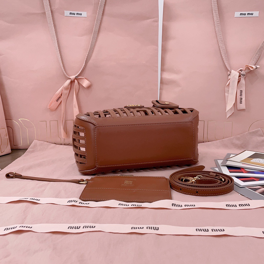 MiuMiu Leather Basket-24*12.5*9CM