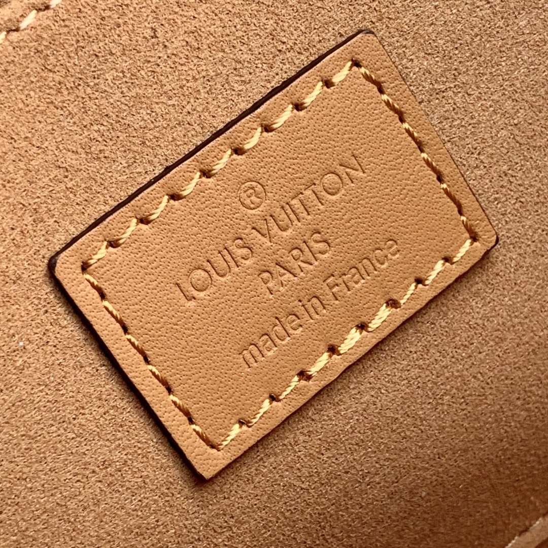 l0*is V*t0n dauphine-25*17*10.5cm