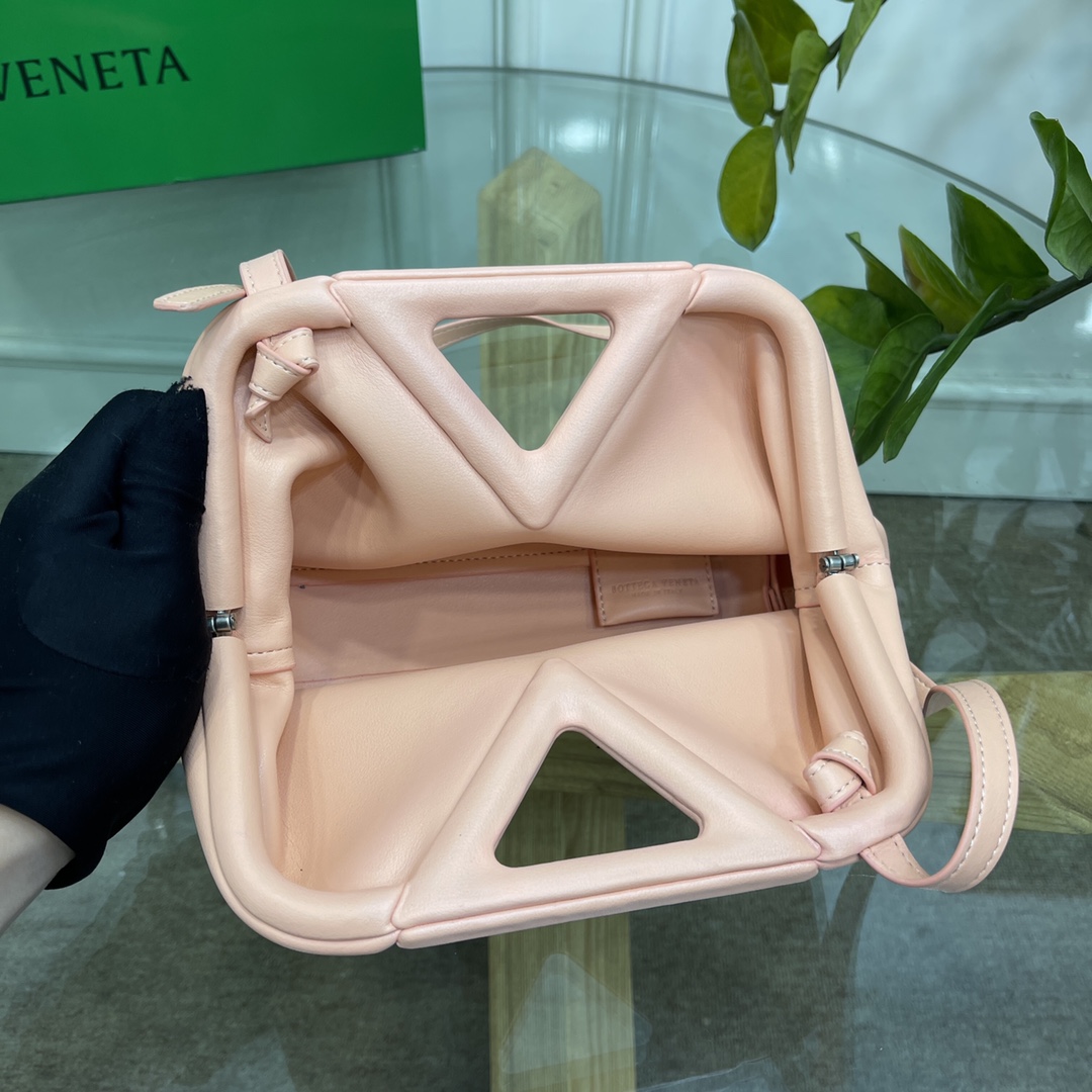 bo*te*ga Ve*ne*ta the triangle bag-24*16*8cm