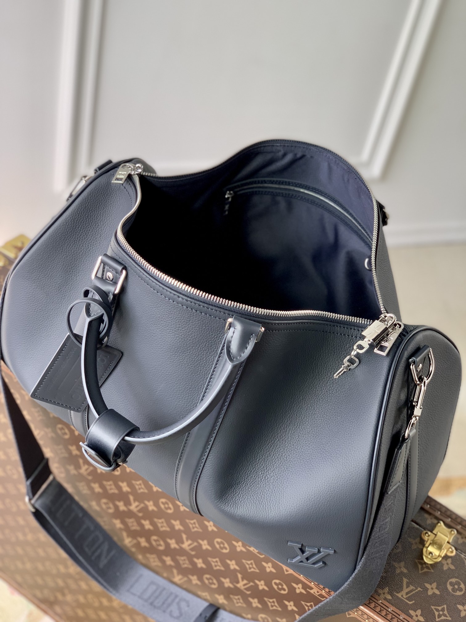 Louis Vuitton Keepall Bandoulière 50-M24440-50 x 29 x 23CM