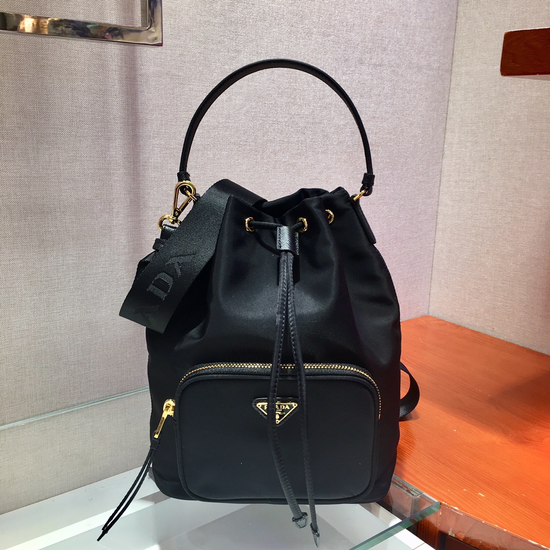 Pra*a backpack 1bh097-26x20.5x13cm