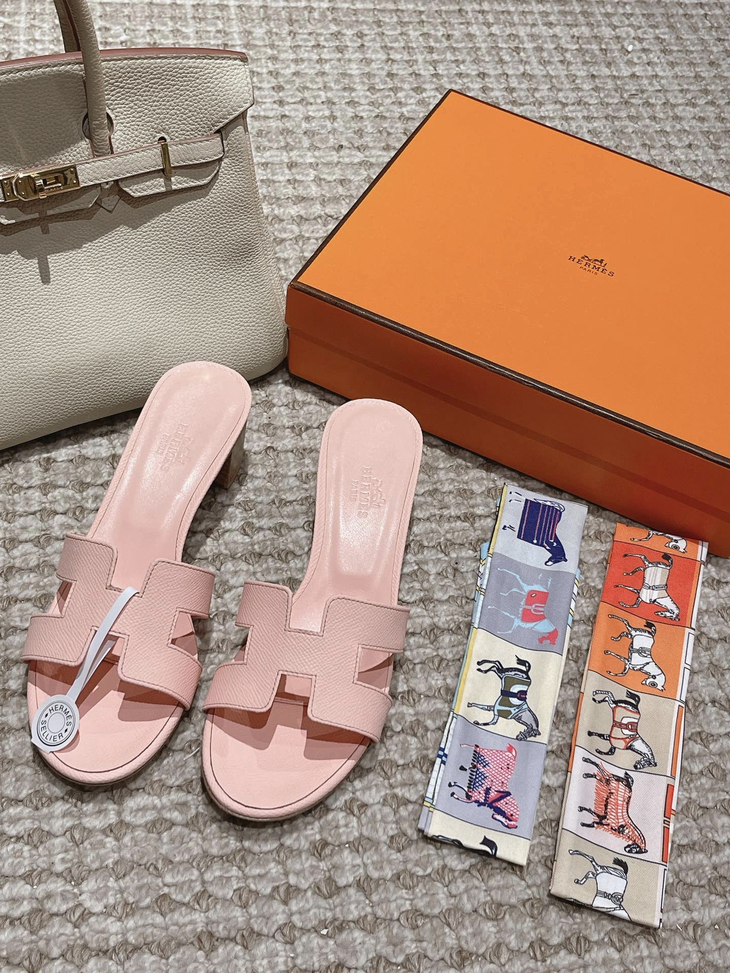 Hermes Hermes Classic Slippers