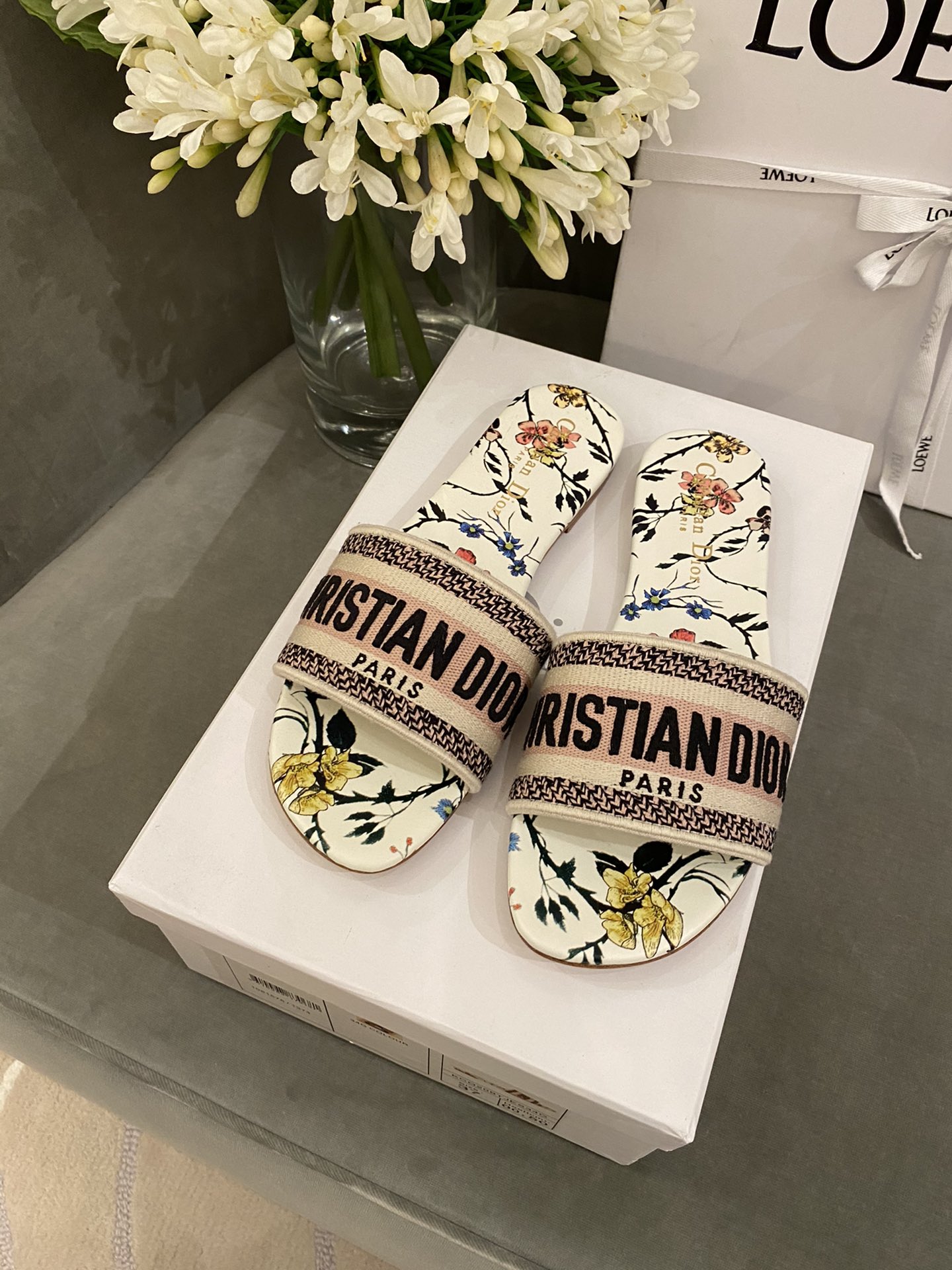 D*or slippers