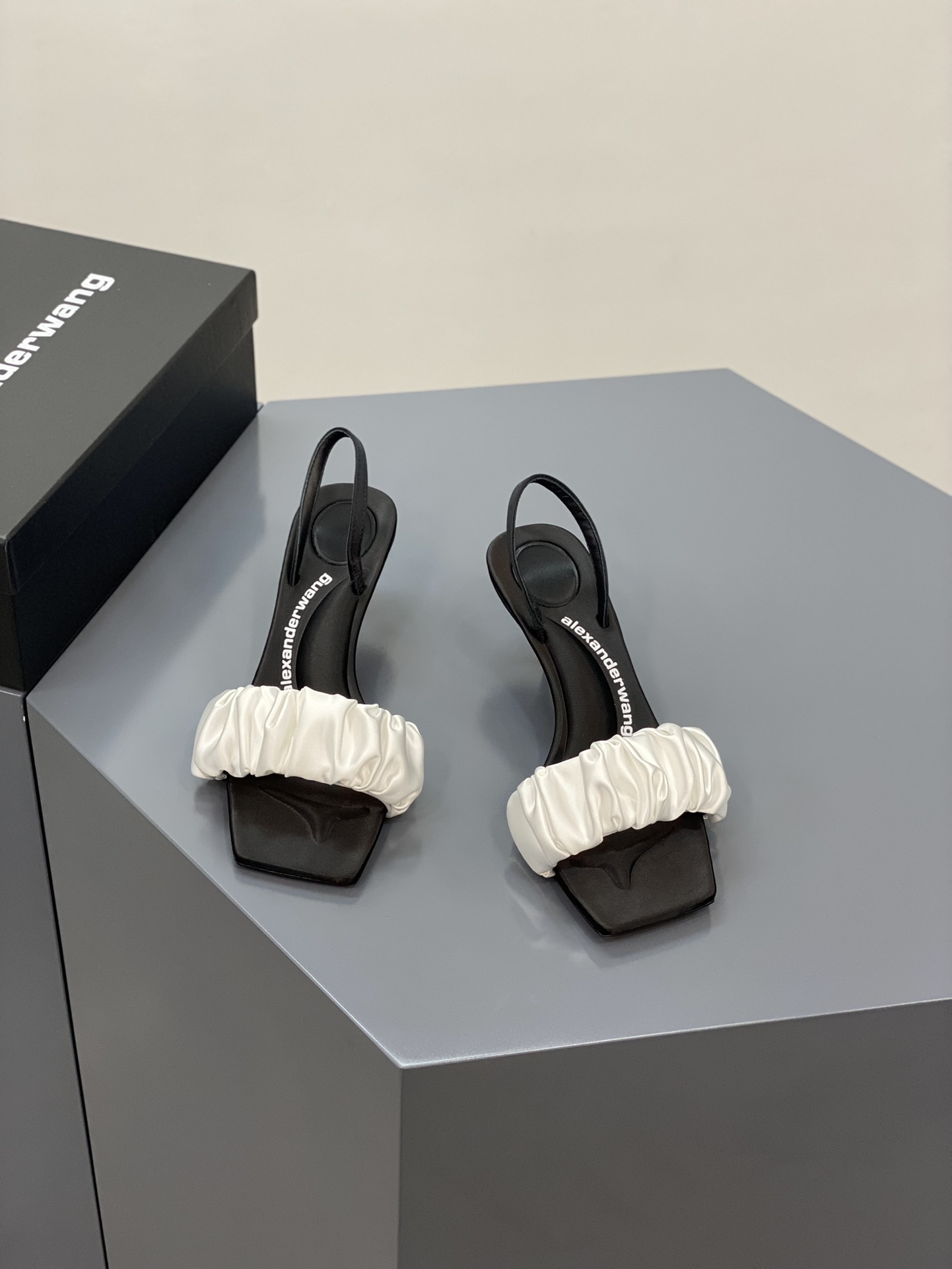 Alexander Heels