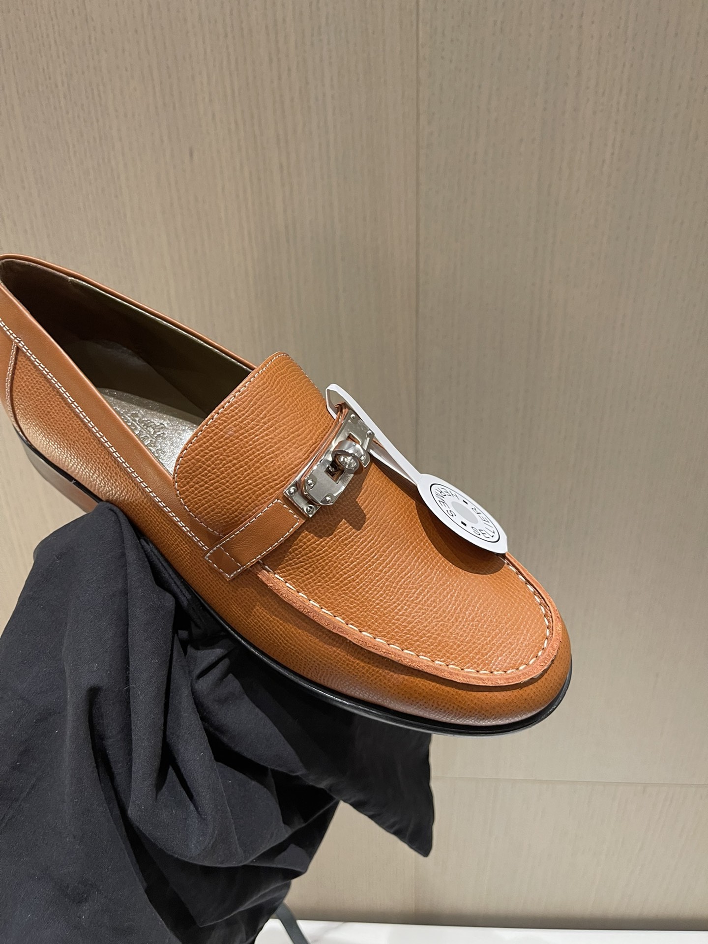 H**mes loafers(eu35-eu40)