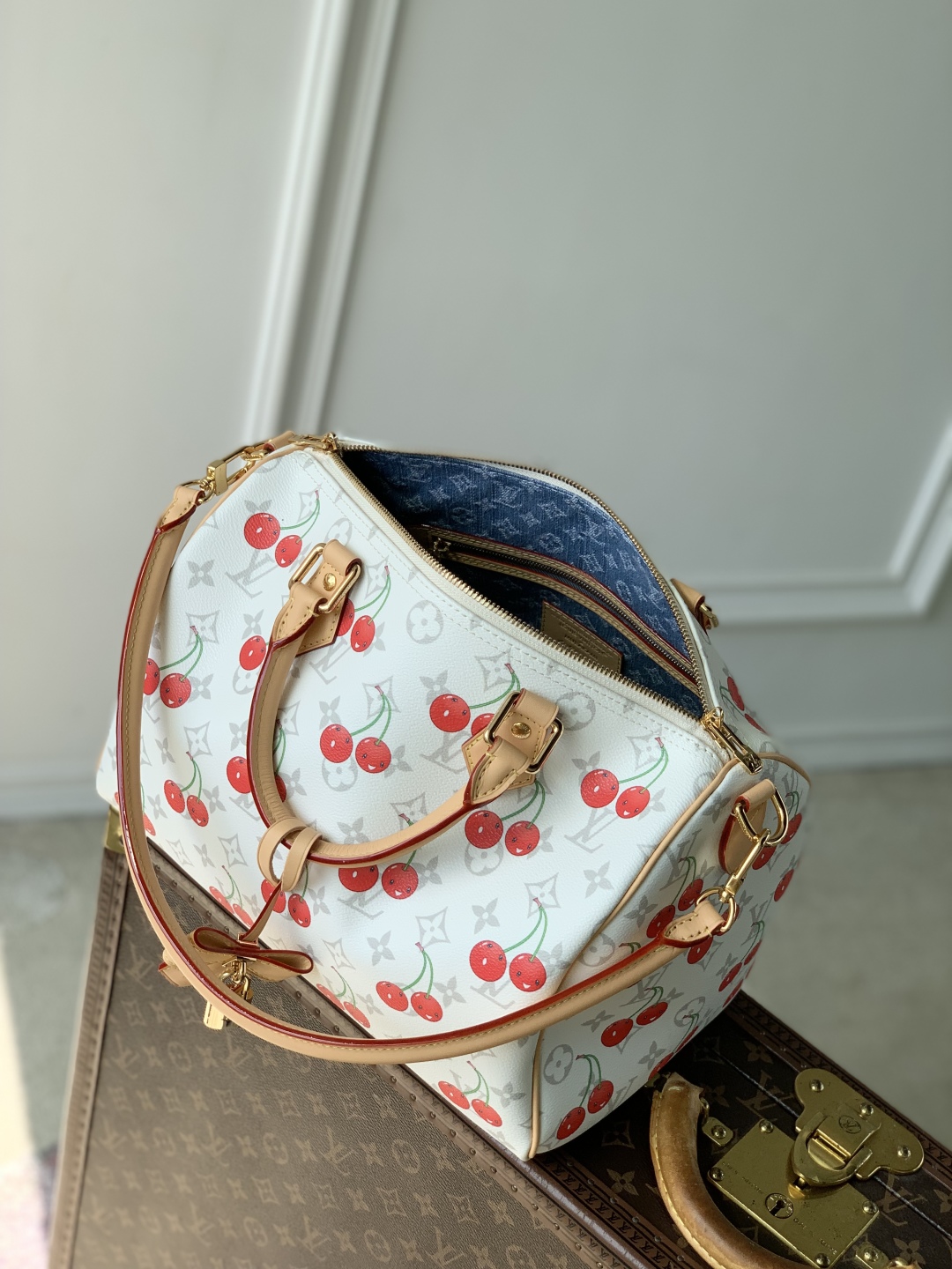 Louis Vuitton Speedy Soft 30 Bag -21 x 17 x 30CM