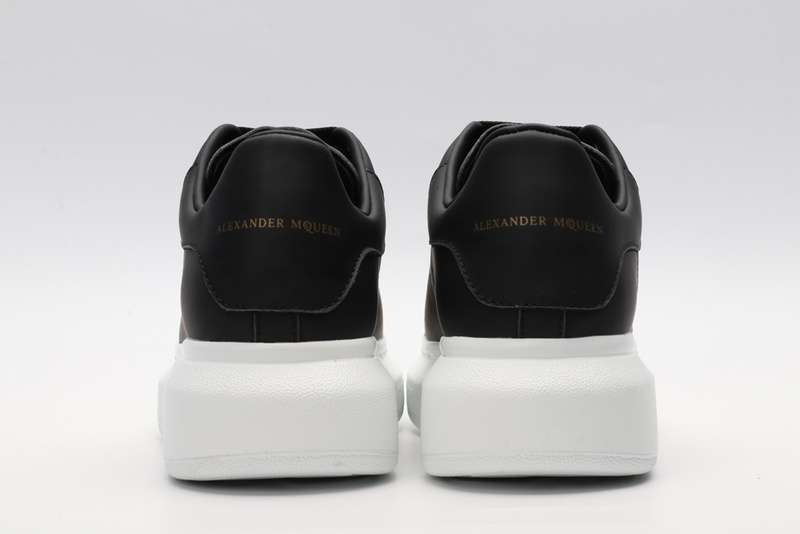 alexander M*Q*en sports shoes