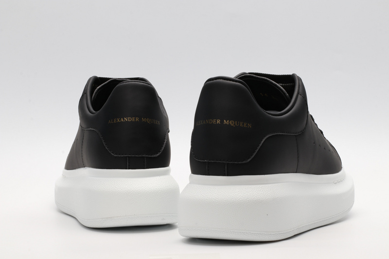 alexander M*Q*en sports shoes