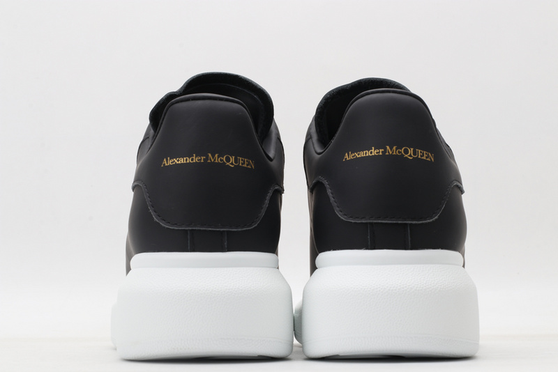 alexander M*Q*en sports shoes