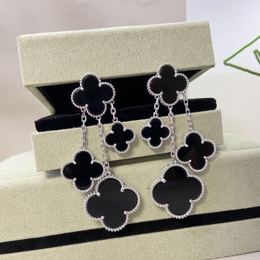 Vca Earring