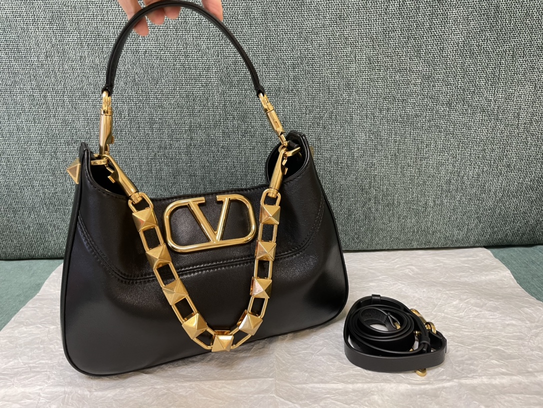 Valentino Garavani StudSign-28*22*7CM