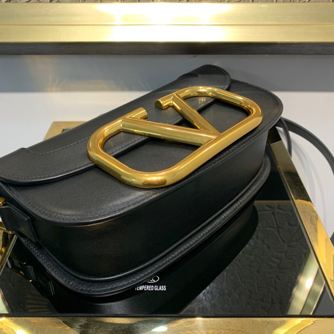 valentino garavani S*pervee handbags-26*8*16cm