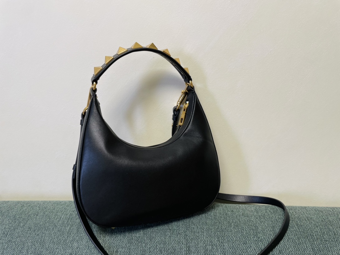 Valentino Garavani StudSign-26*30*7CM