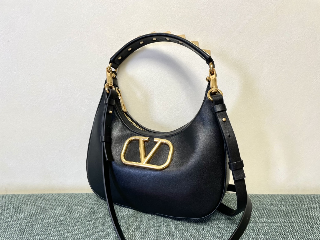 Valentino Garavani StudSign-26*30*7CM
