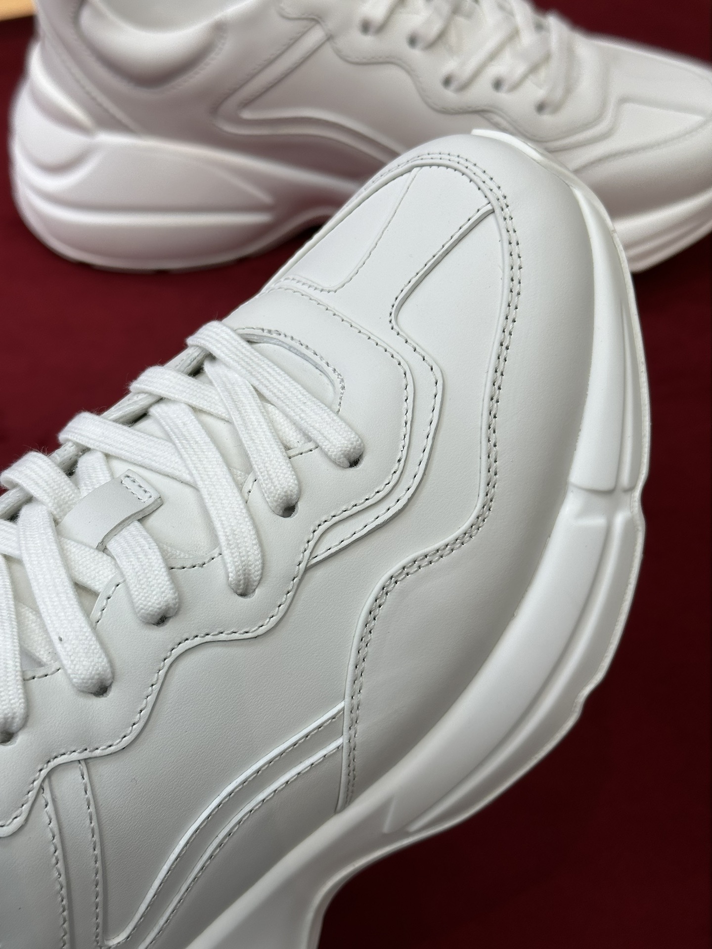 G*u*i sneakers